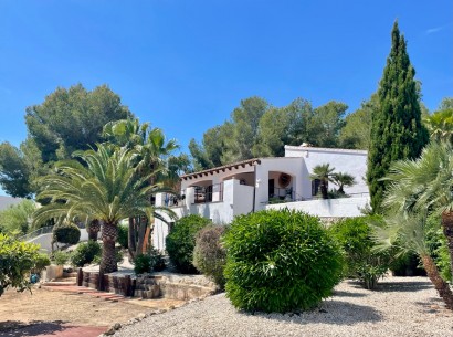 Revente - Villa -
Moraira - Benimeit