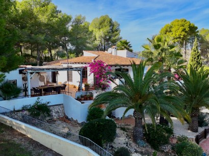 Revente - Villa -
Moraira - Benimeit