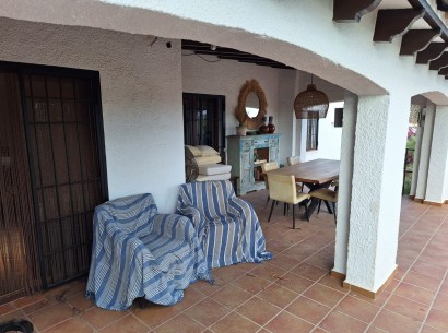 Revente - Villa -
Moraira - Benimeit