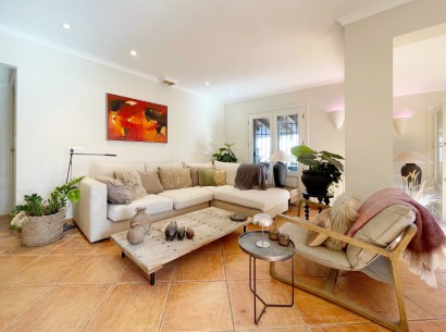 Revente - Villa -
Moraira - Benimeit