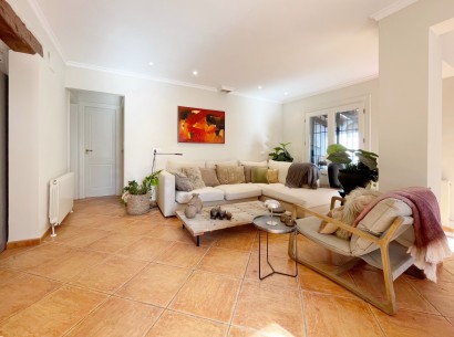 Revente - Villa -
Moraira - Benimeit