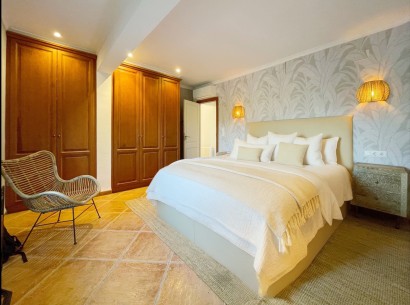 Revente - Villa -
Moraira - Benimeit