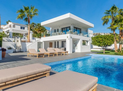 Sale - Villa -
Benissa - Baladrar