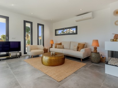 Sale - Villa -
Benissa - Baladrar