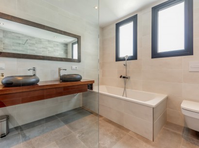 Sale - Villa -
Benissa - Baladrar