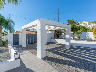 Sale - Villa -
Benissa - Baladrar