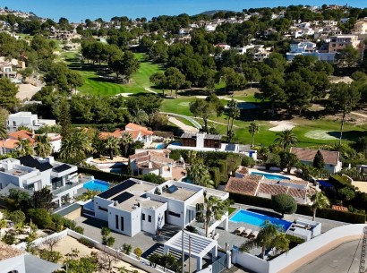 Sale - Villa -
Benissa - Baladrar