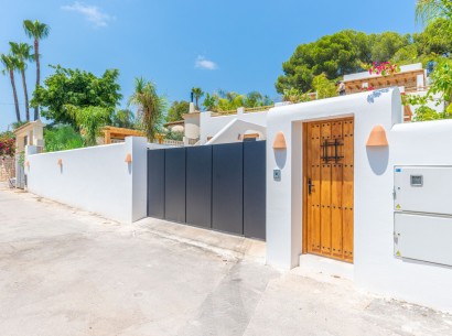Resale - Villa -
Moraira - Sol Park