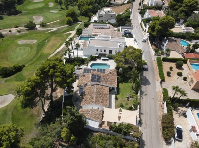 Sale - Chalet -
Benissa - San Jaime