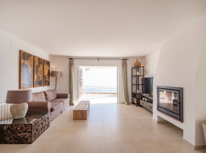 Resale - Villa -
Benissa - Pedramala
