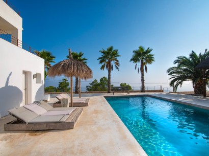 Resale - Villa -
Benissa - Pedramala