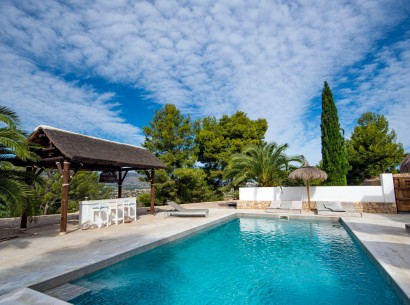 Resale - Villa -
Benissa - Pedramala